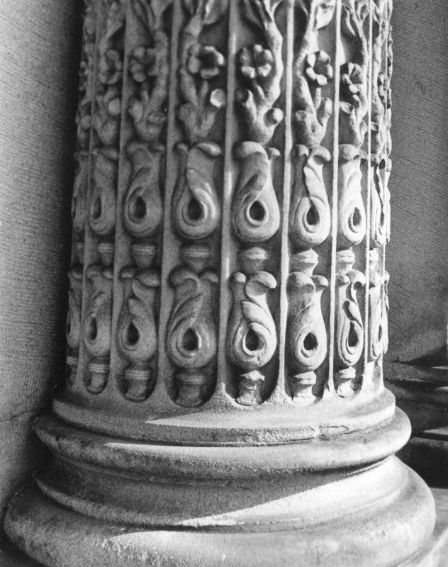 4 Arch Pillar